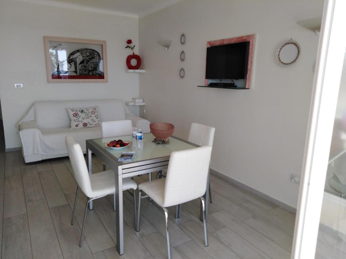 Le Palais Du Tropique Appartement Vue Mer 5E Etage Avec Ascenseur Жуан-Ле-Пин Екстериор снимка